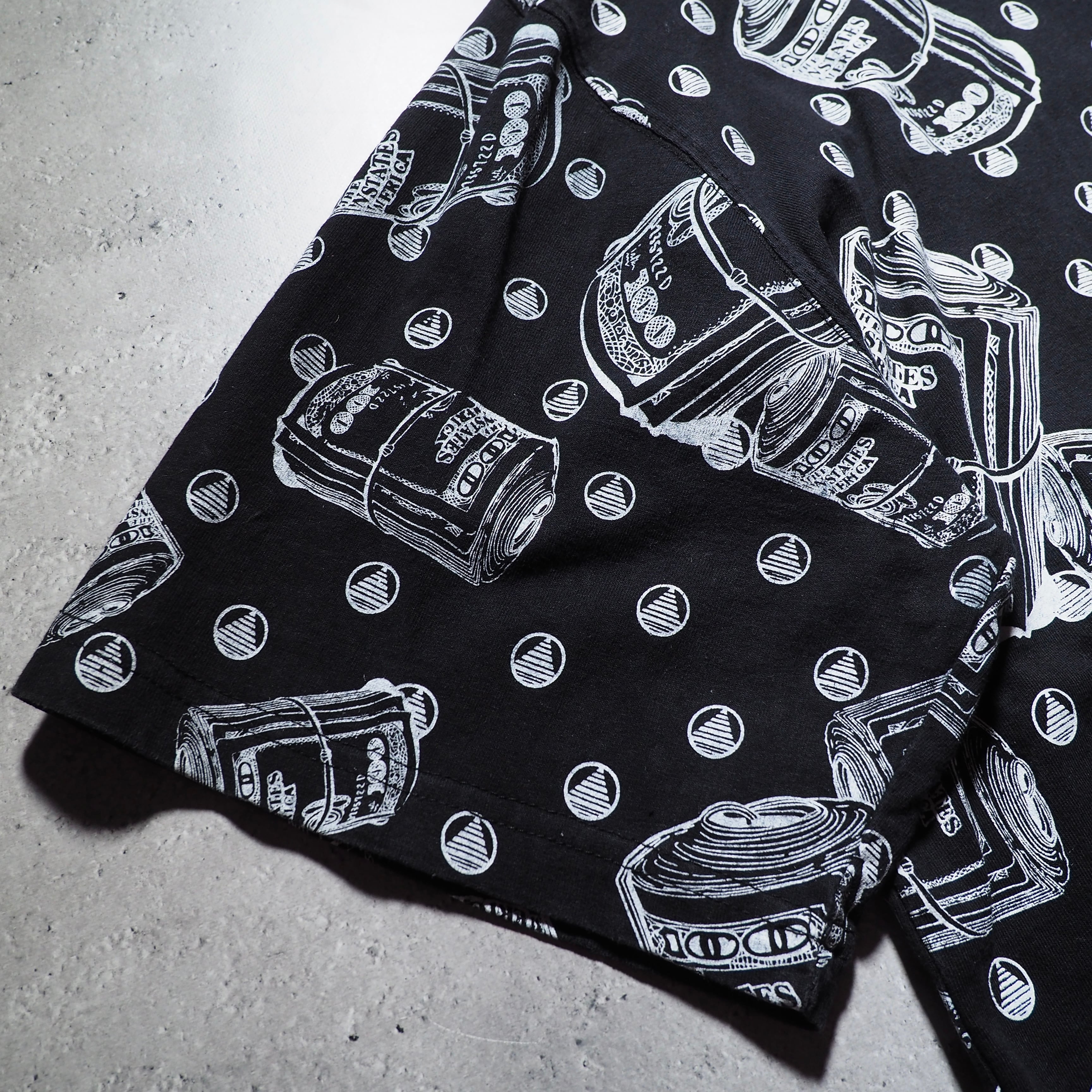 XXXL King loose silhouette wad of bills printed Black Tee