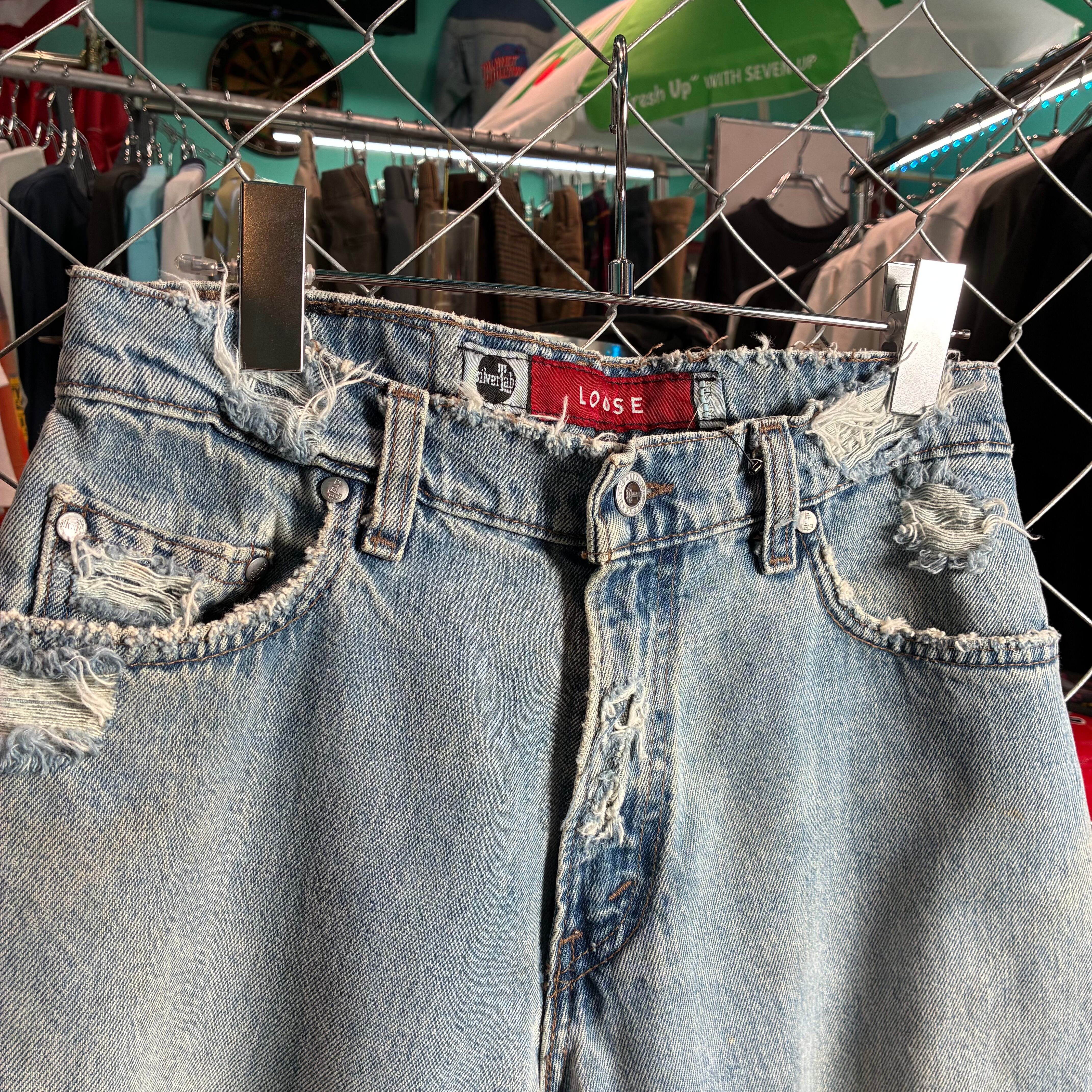 90s USA製Levi’s Silver Tab LOOSE ショーツ　W29 90s USA製 Levi's Silver Tab LOOSE カットオフショーツ W29 ブルー