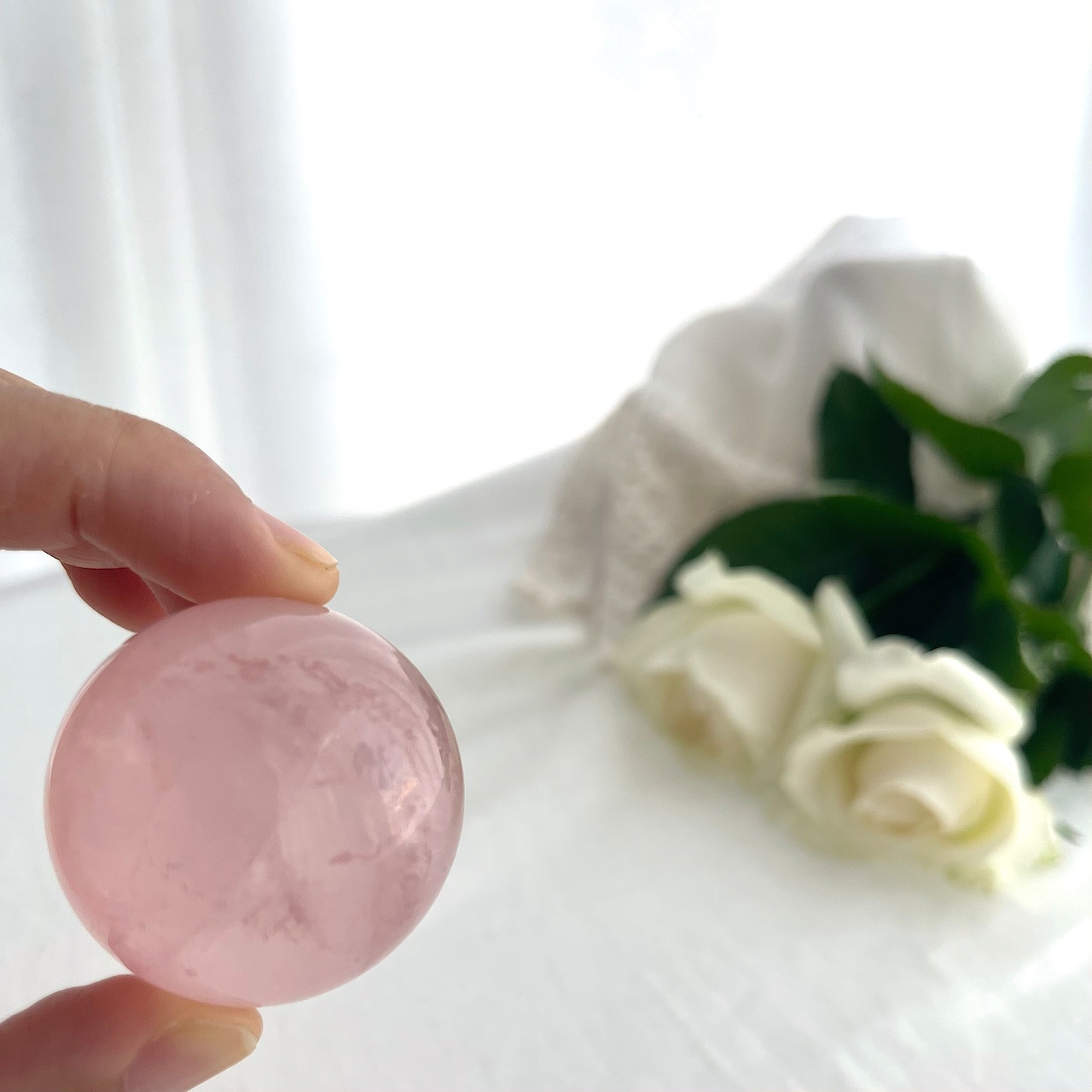 スターローズクォーツ*スフィア*250804-02*天然石*置き物*インテリアストーン