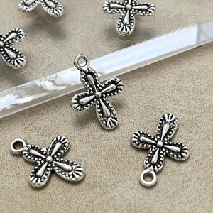 【2個】クロスチャーム(D)