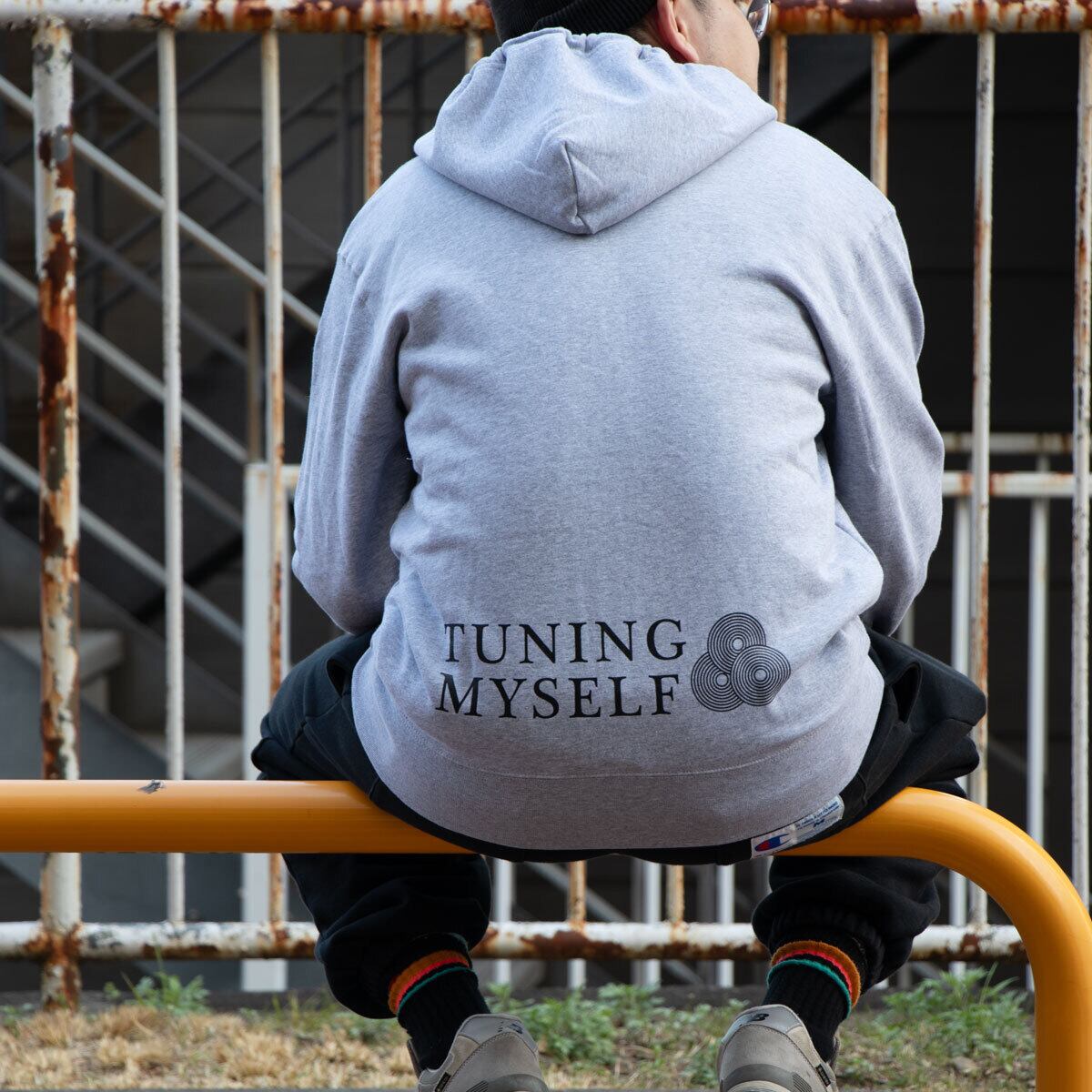 瞑想のムドラージップアップパーカー（グレー） | 品川サウナ｜公式