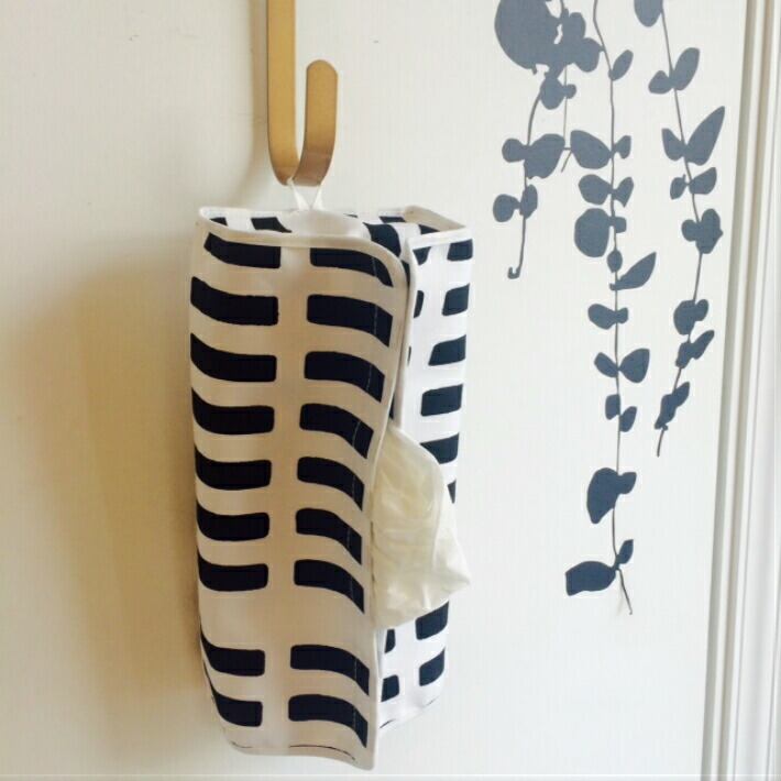 アルテック風ボックスティッシュカバー赤インテリア模様替え子供部屋