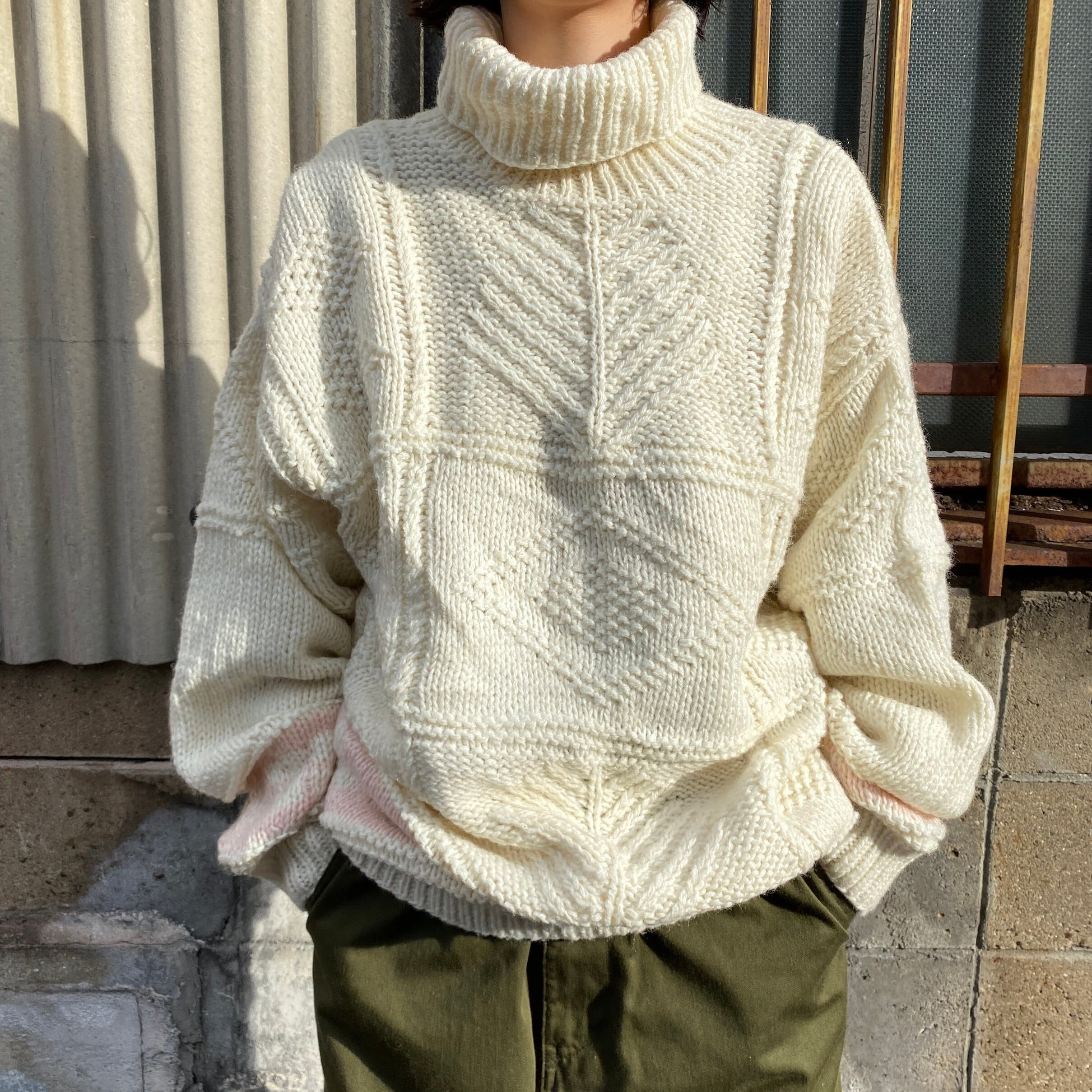 90年代 Lizwear ハイネック アクリル ウールニットセーター レディースxxl相当 メンズxl相当 古着 ベージュ ピンク 90s ビンテージ ニットセーター Cave 古着屋 公式 古着通販サイト