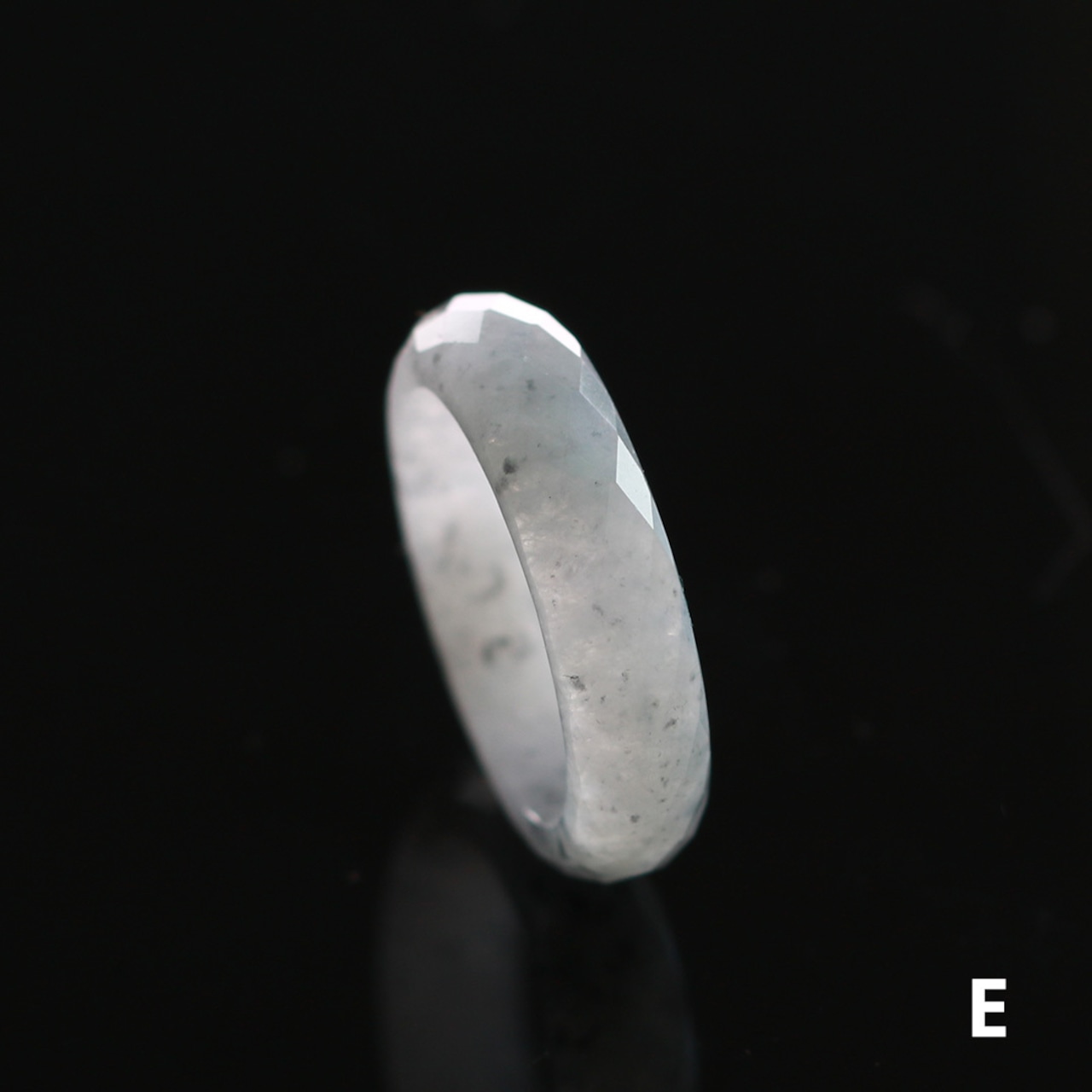 【 13号】透明感もある ファセット 翡翠リング A貨翡翠 jd_rg1068