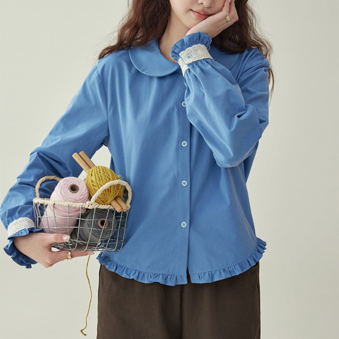 round collar blouse with lace and frill