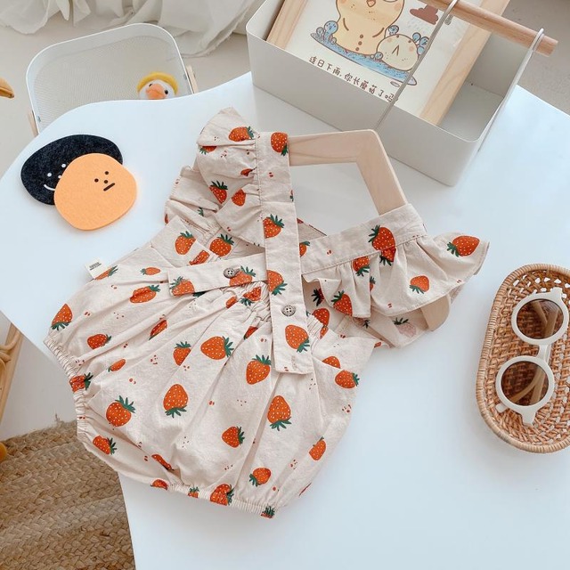 【BABY】いちご総柄フリルノースリーブロンパース - 4