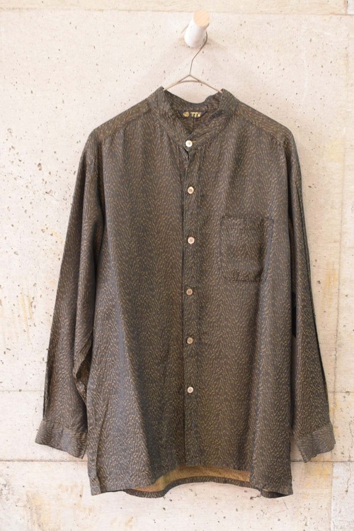 Wood grain semi-matte shirt