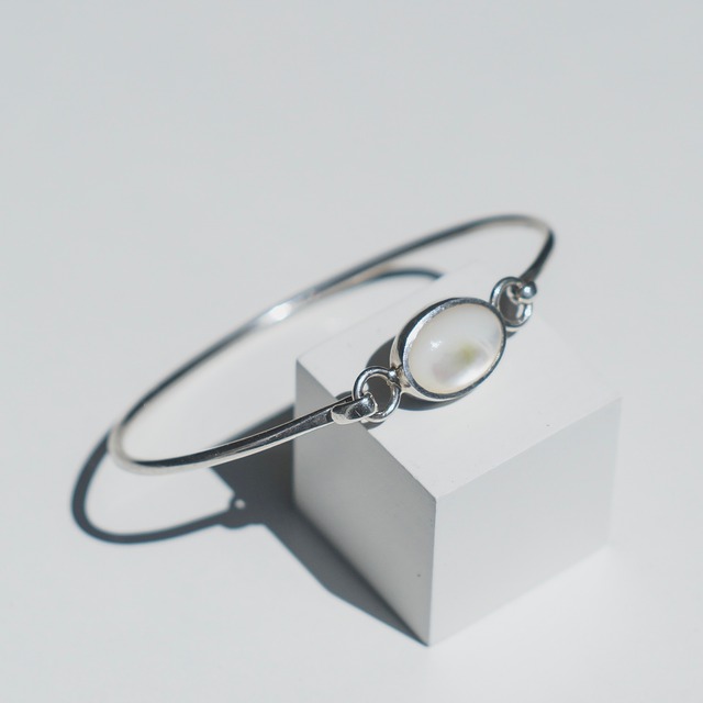 mother of pearl bangle