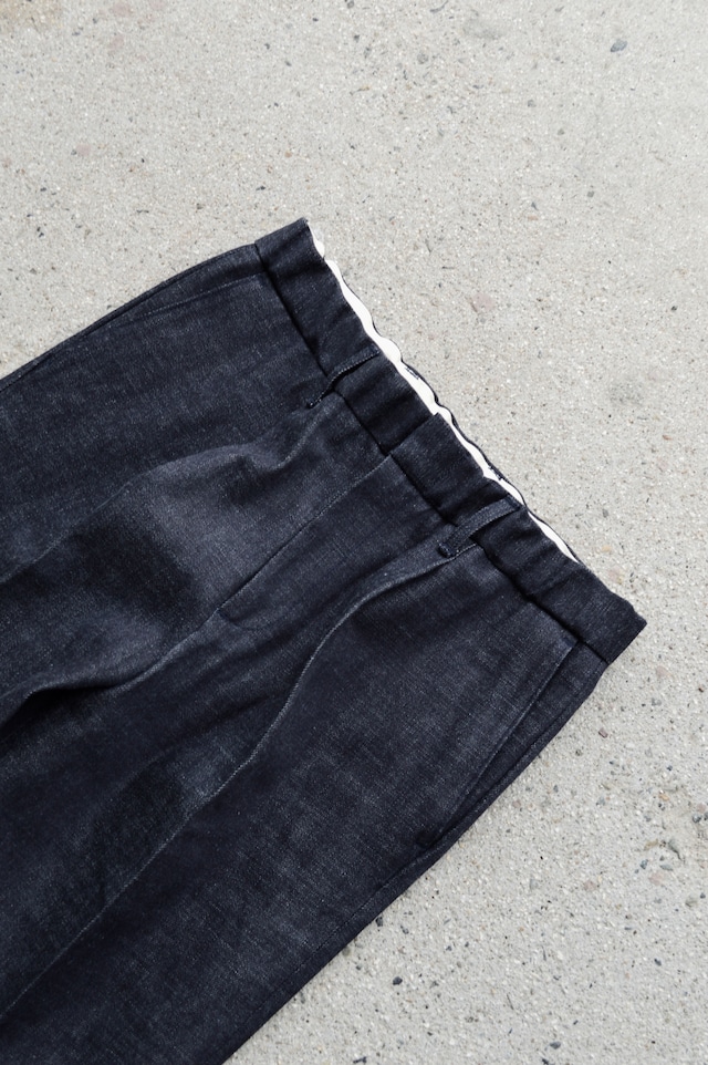 Sugar&Co 1Tuck Rigid Denim Trouser by Daddy's Pants Regular Fit From JPN Okayama Denim Slacks シュガーアンドコー デニムスラックス リジッドデニム 日本製