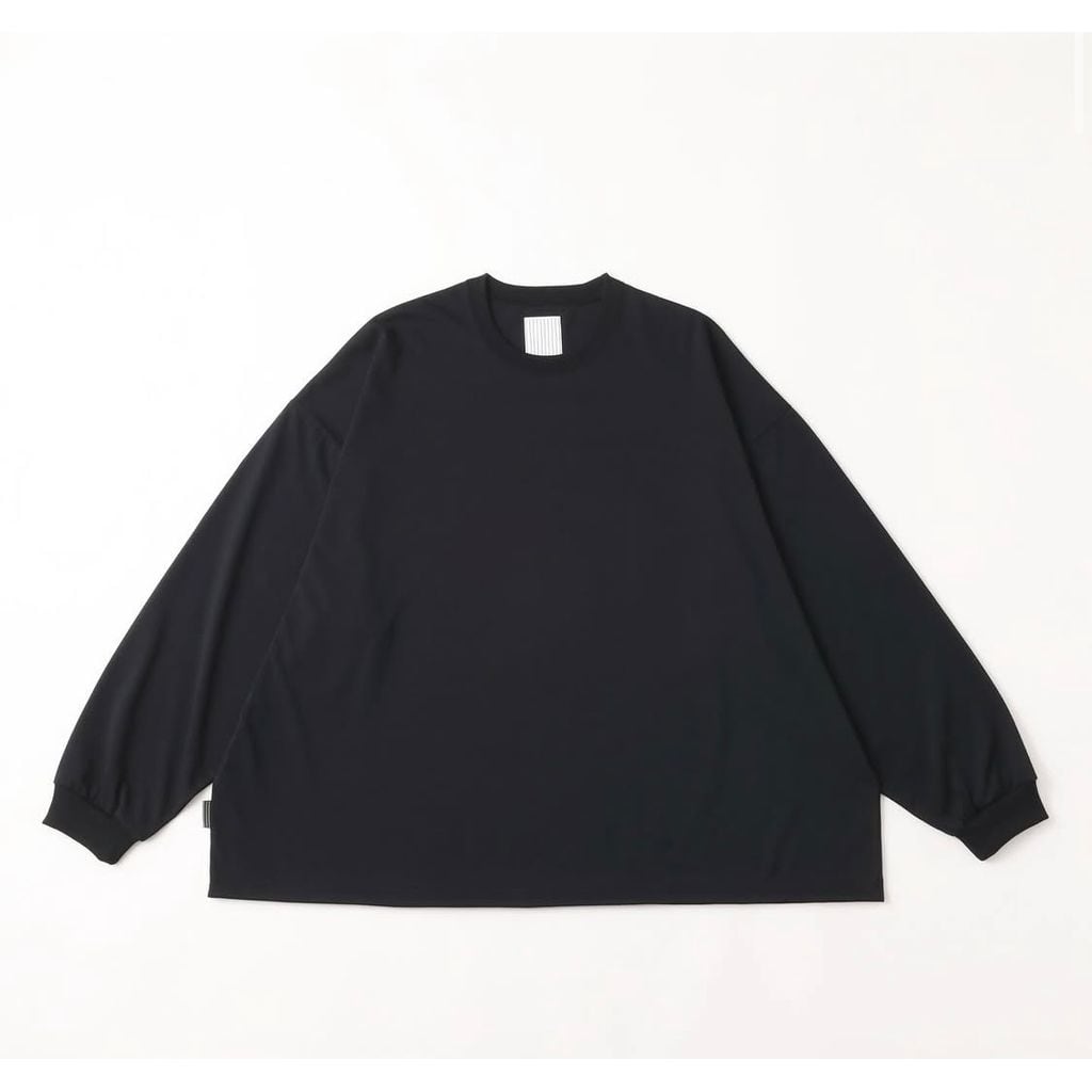 S.F.C SUPER BIG TECH LS TEE | Pay ID