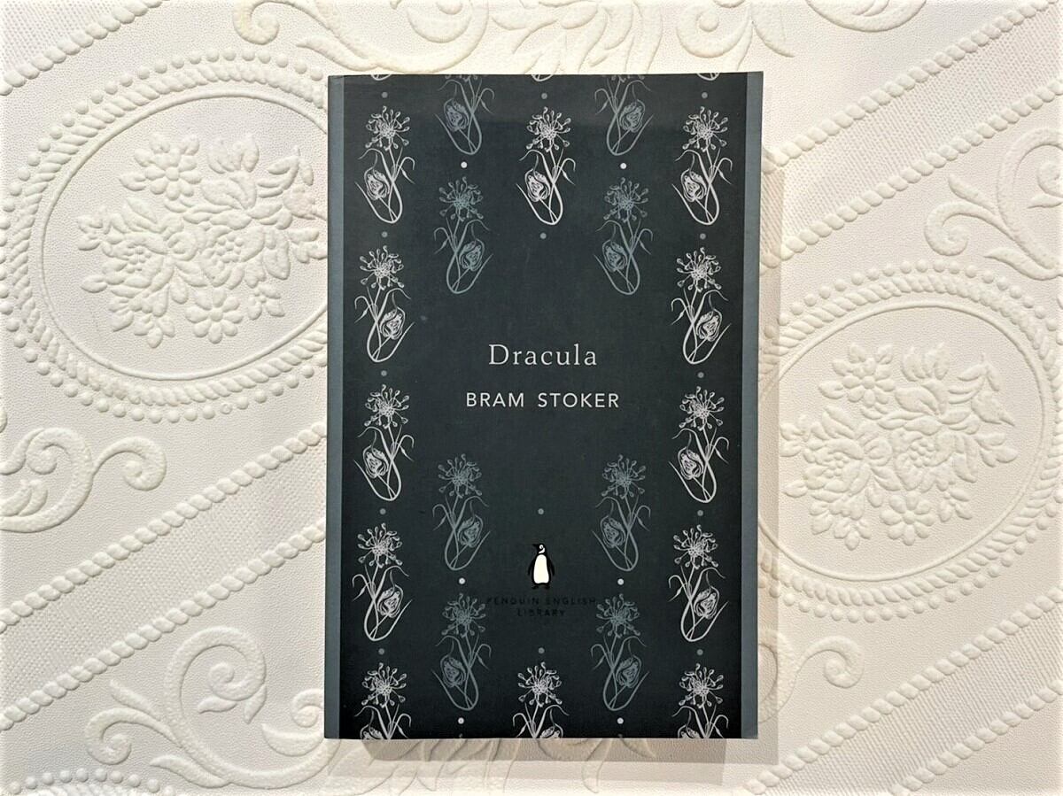 【PV189】Dracula / display book