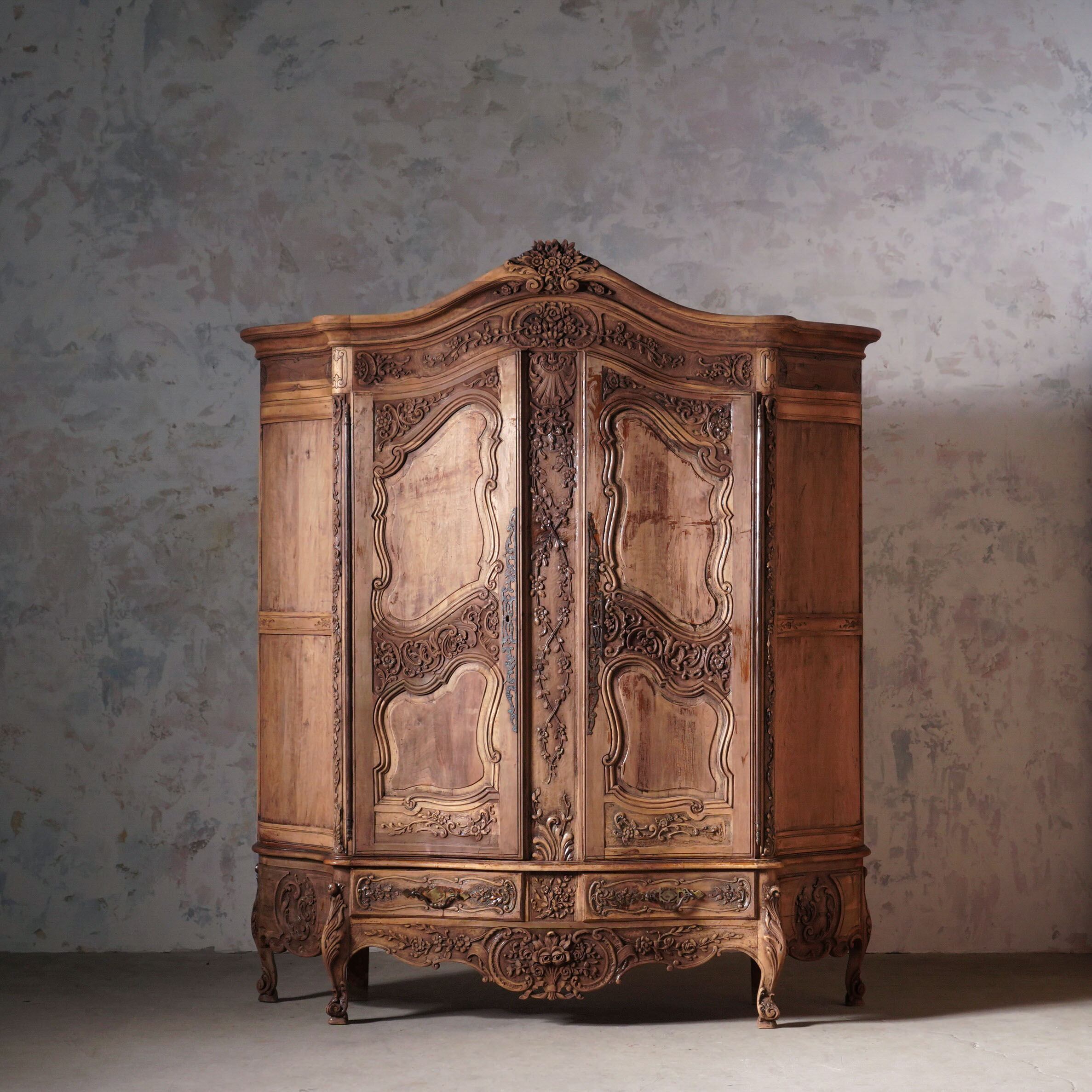 アルモワールキャビネット/アンティーク/キャビネット/剥離/装飾美/ディスプレイ/空間装飾/1960年代