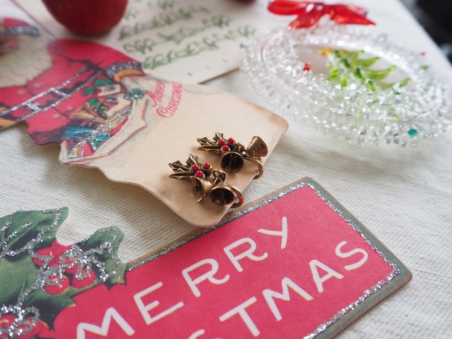 AMERICA 1980's Vintage Christmas earring:jingle bell C