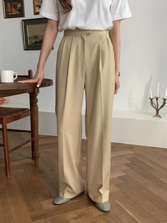 loose wide pants