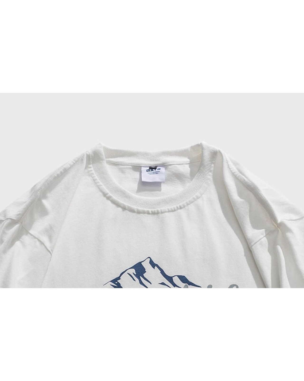 グラフィックプリント半袖Tシャツ　S0584