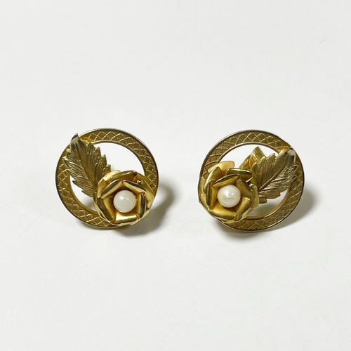 Vintage Gold Tone Metal Botanical Earrings