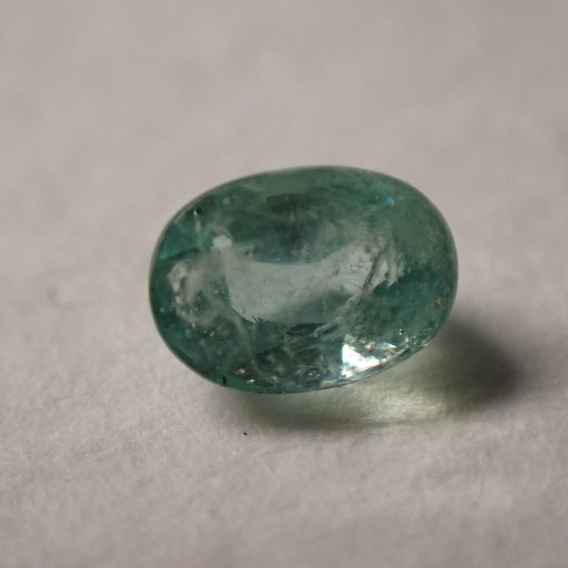 エメラルド オーバルカットルース 0.2ct 4.1mm*2.9mm*2.5mm | PAY ID