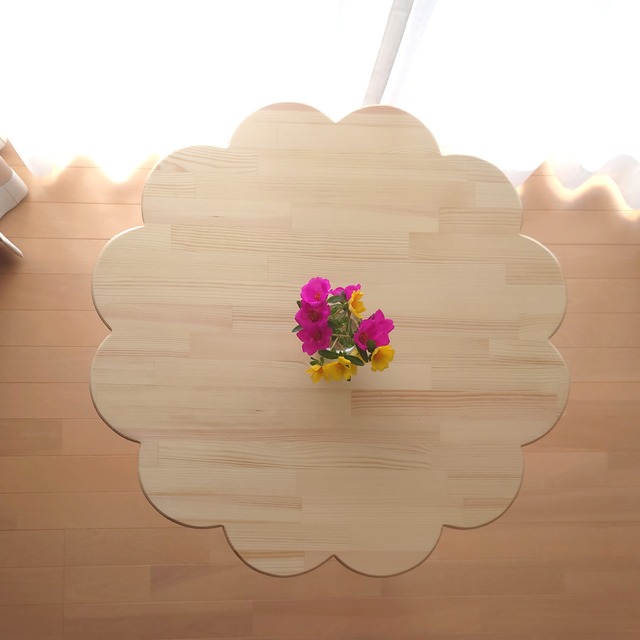 【オーダー家具】花型テーブル