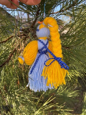 UA.Designer手作りモタンカ（ウクライナの御守り）