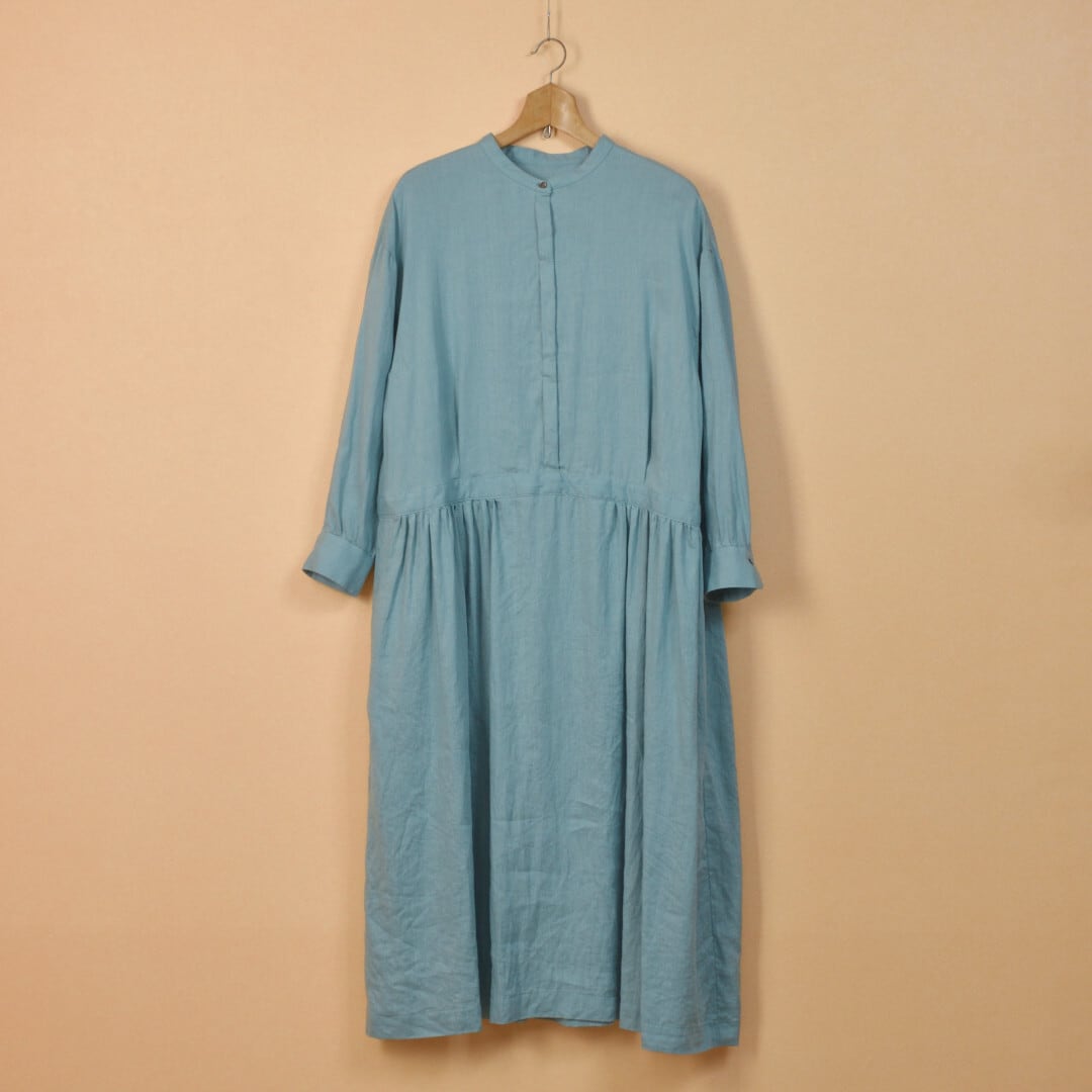 atelier naruse アトリエナルセ リネンシャツギャザーワンピース・アクアブルー 自然な風合いが魅力名ワンピース。ギャザーやプリーツをふんだんに使っています【送料無料】