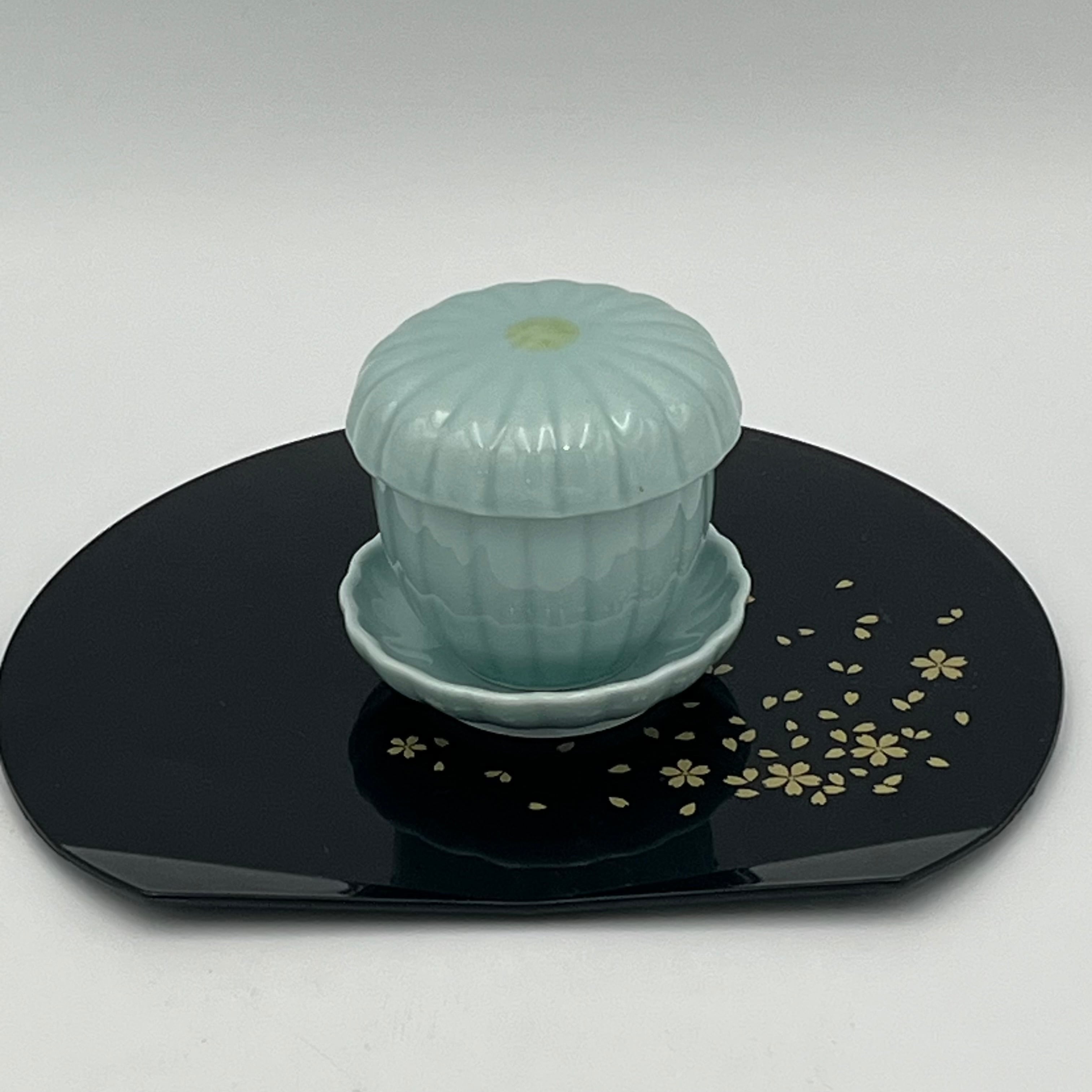 アウトレット品 有田焼 青磁菊型蒸碗 | 有田焼ショップ まるとも陶磁器