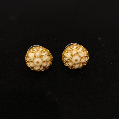Gold & white patterned round earrings
