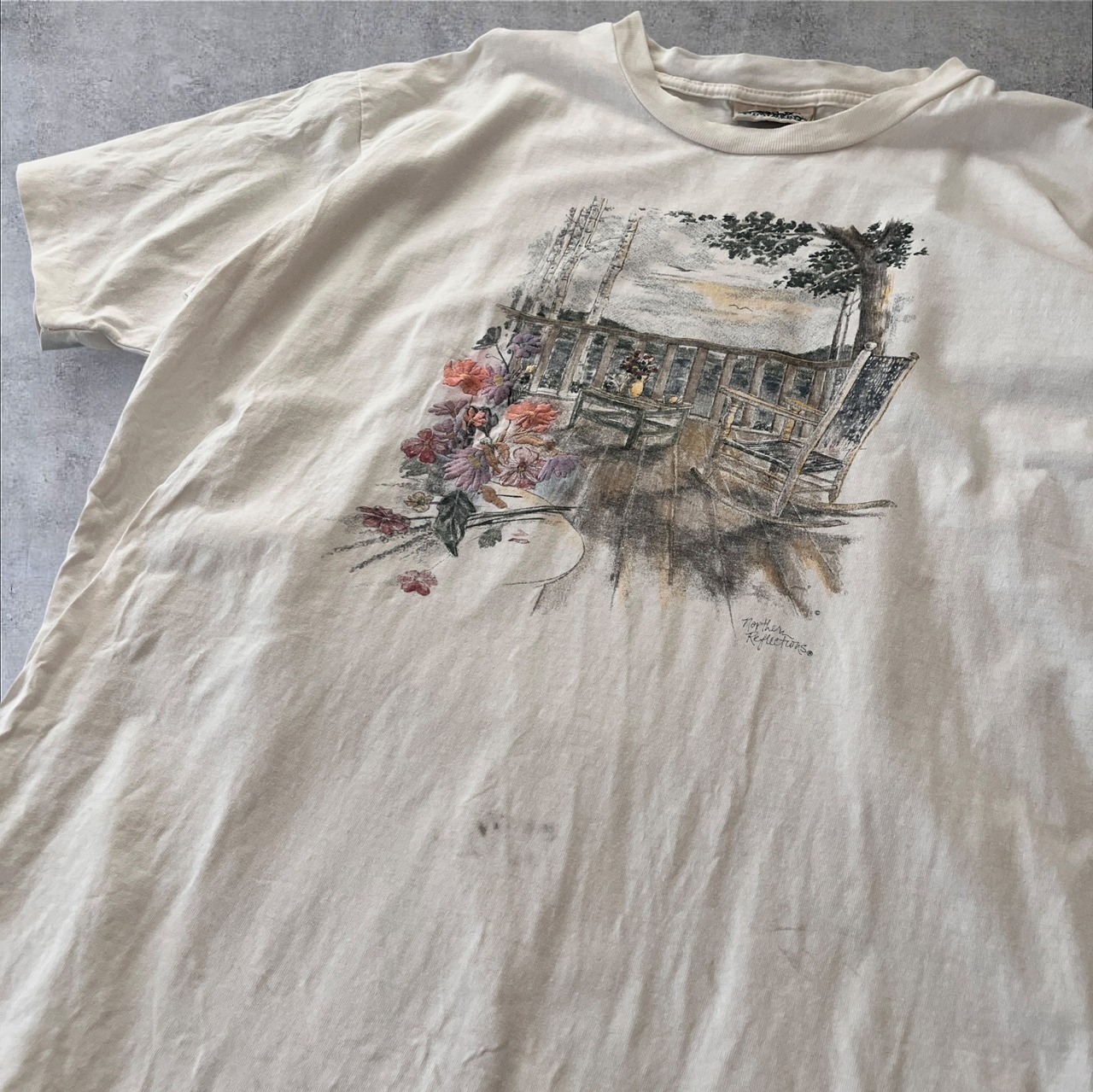 90s NORTHERN REFLECTIONS Porch View Floral Tee