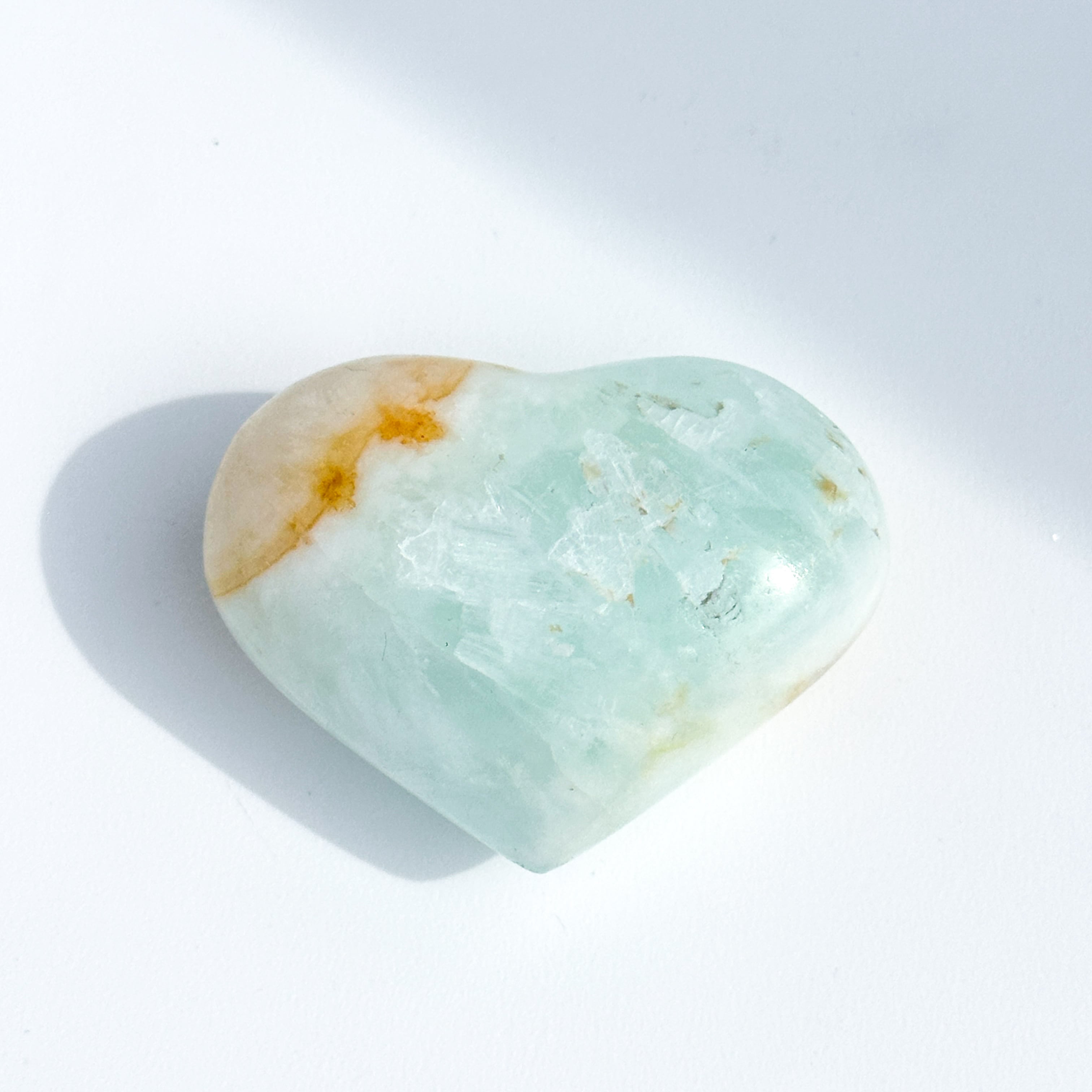 カリビアンブルーカルサイト ハート 42◇ Caribbian Blue Calcite