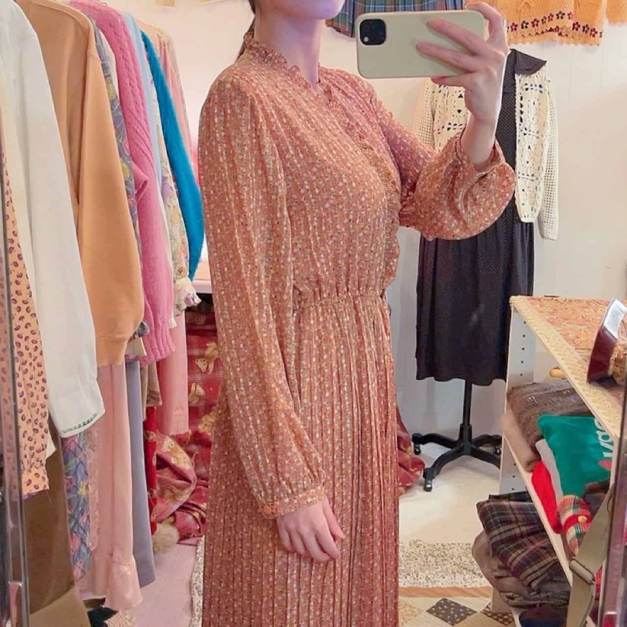 orange mini flower pleats one-piece