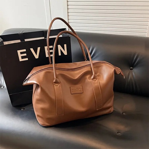 大容量バック レディースバック ２色 黒 茶 トートバック 無地 ボディバック 仕事カバン デイリーバック