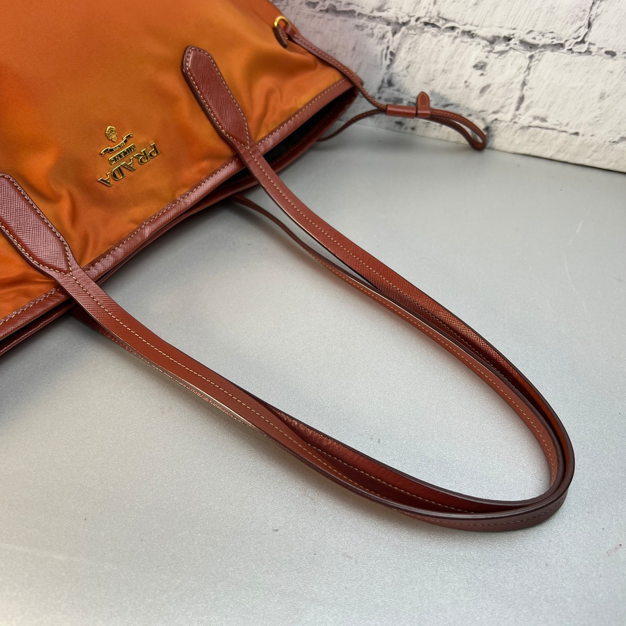 PRADA プラダ  三角ロゴ ナイロン トートバッグ オレンジ A-9883
