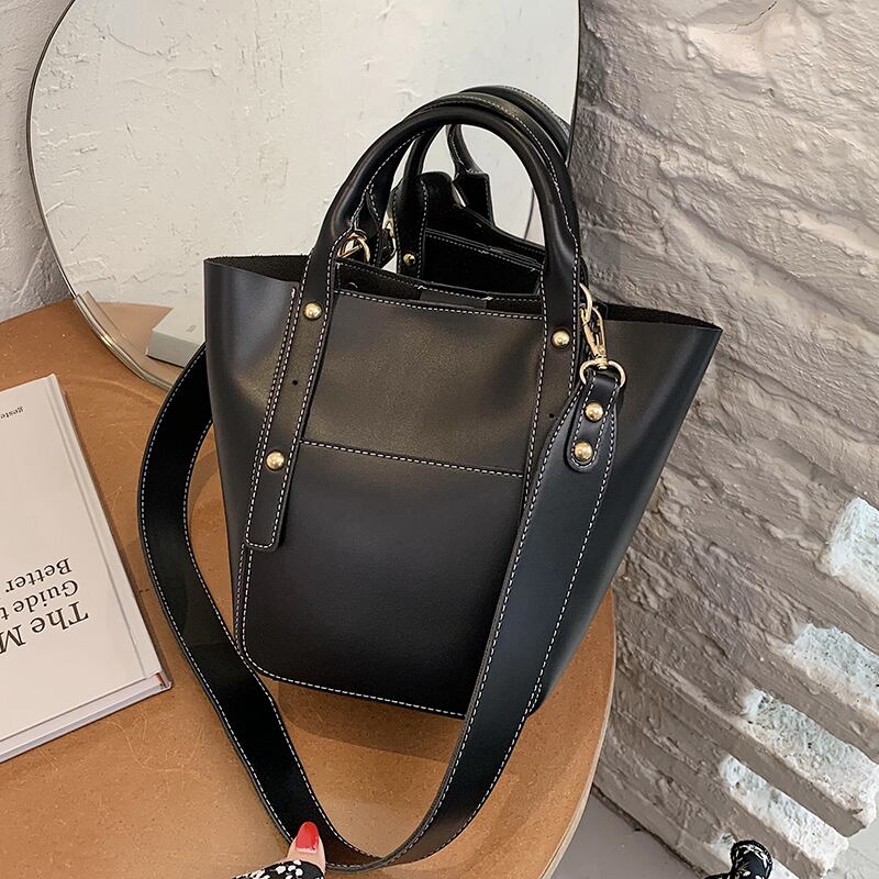 オールマッチシンプル大容量バッグハンドバッグ2020新しい流行のファッションシングルショルダーバッグネットセレブメッセンジャーバケットバッグ Tiancai_Wing_Bag17020220272