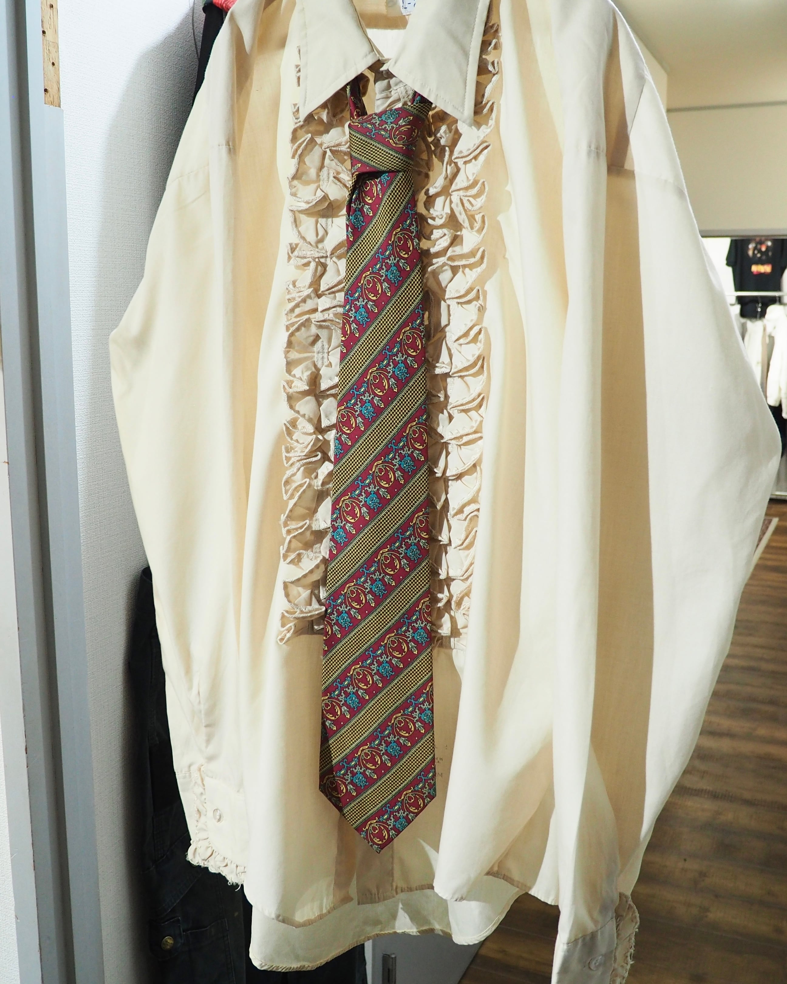 " Old Christian Dior " vintage silk Tie (made in France)