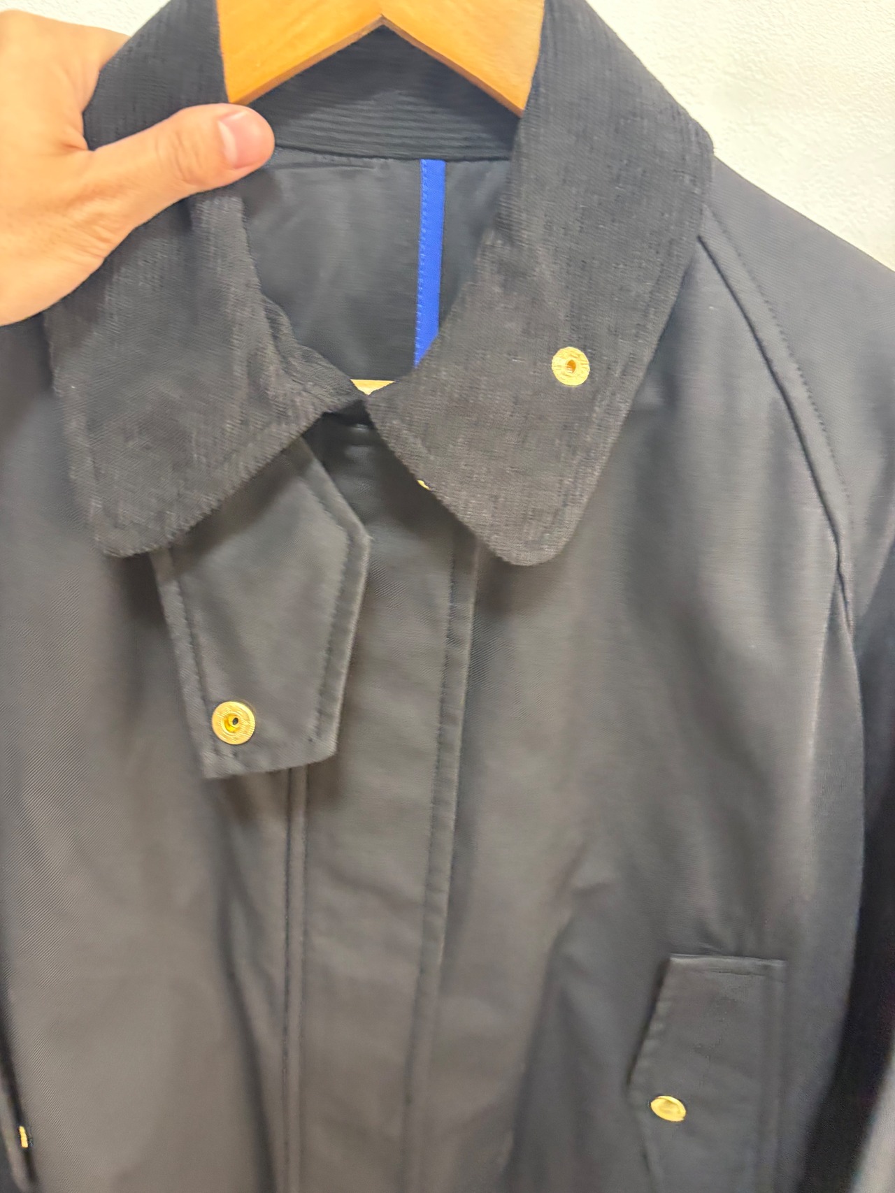 LUGIVA ショートトレンチジャケット 302542