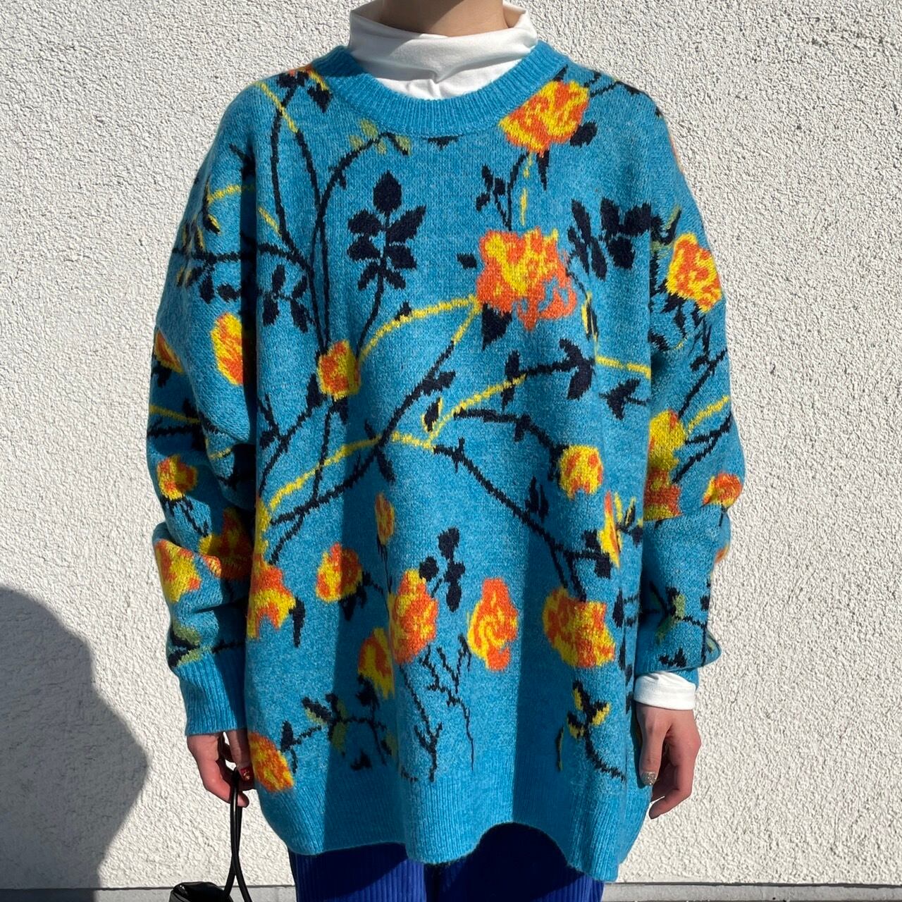 flower pattern over silhouette knit sweater_LN0775