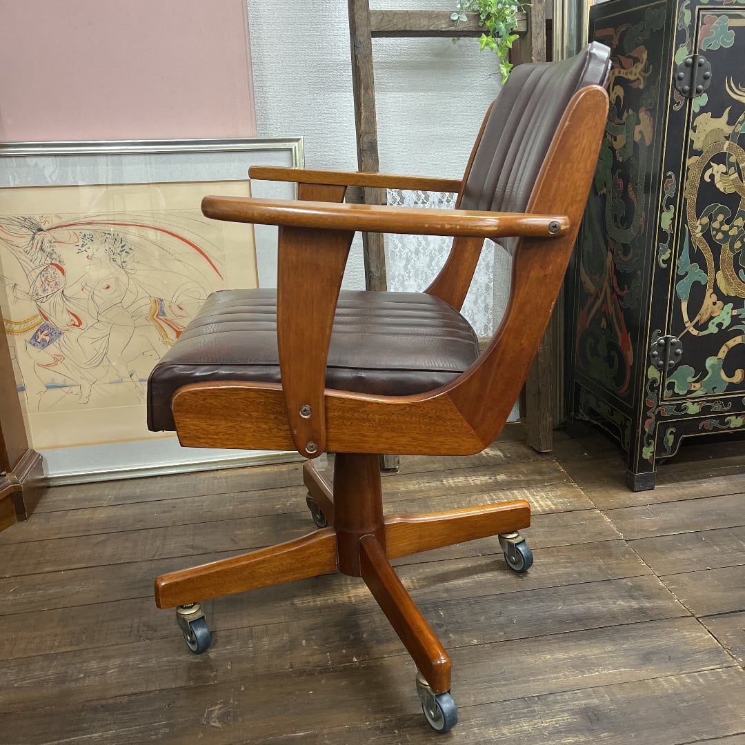 【アンティーク】肘掛け付き　回転椅子　チェスト　昭和　コレクション　蚤の市　椅子 アンティーク】肘掛け付き 回転椅子 チェスト 昭和 コレクション