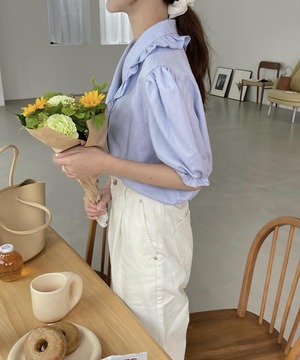 《即納商品》urban blouse (ivory / blue)