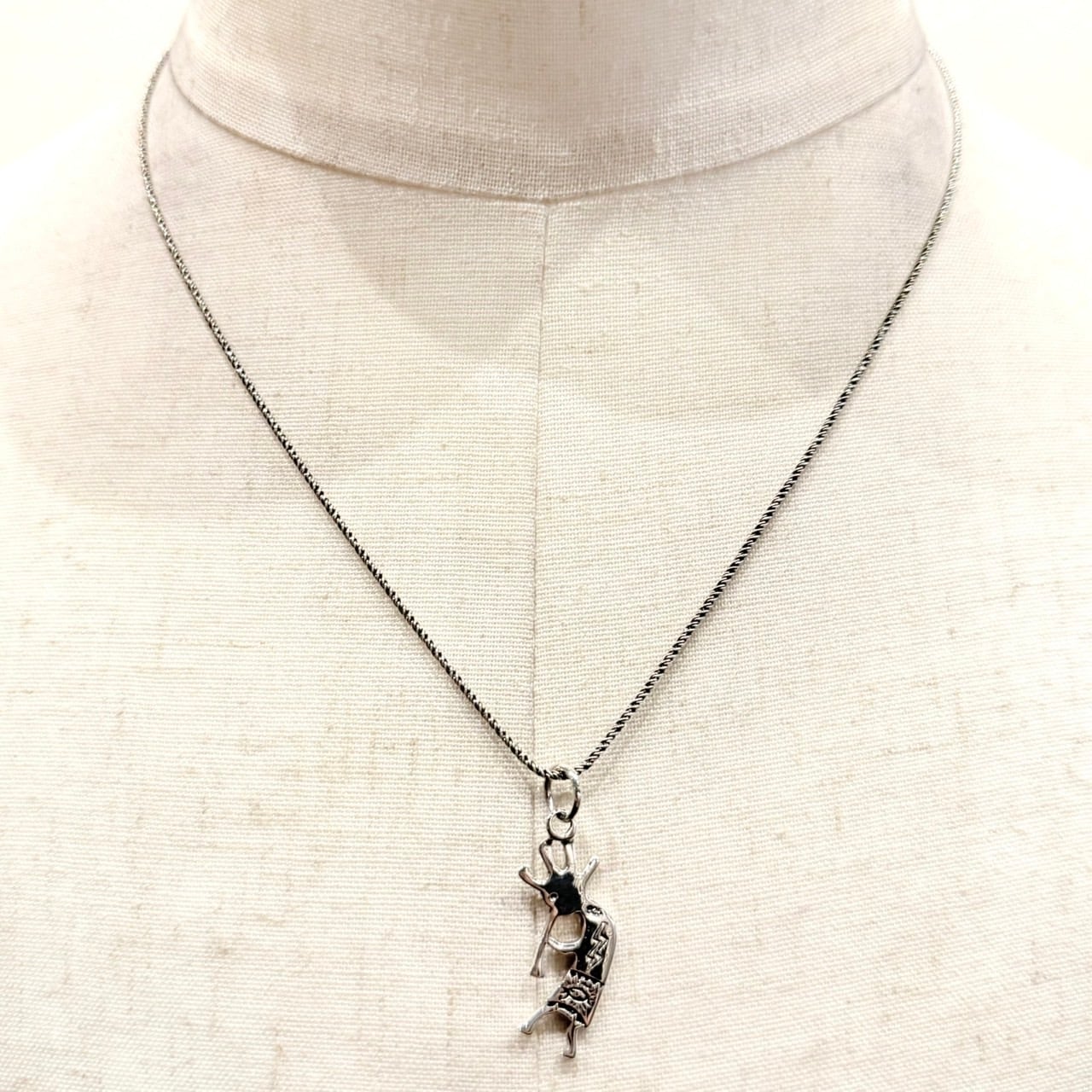 インデアンジュエリー　ホピ　Hopi ペンダントヘッド　ネックレス インデアンジュエリー ホピ Hopi ペンダントヘッド ネックレス Hopi