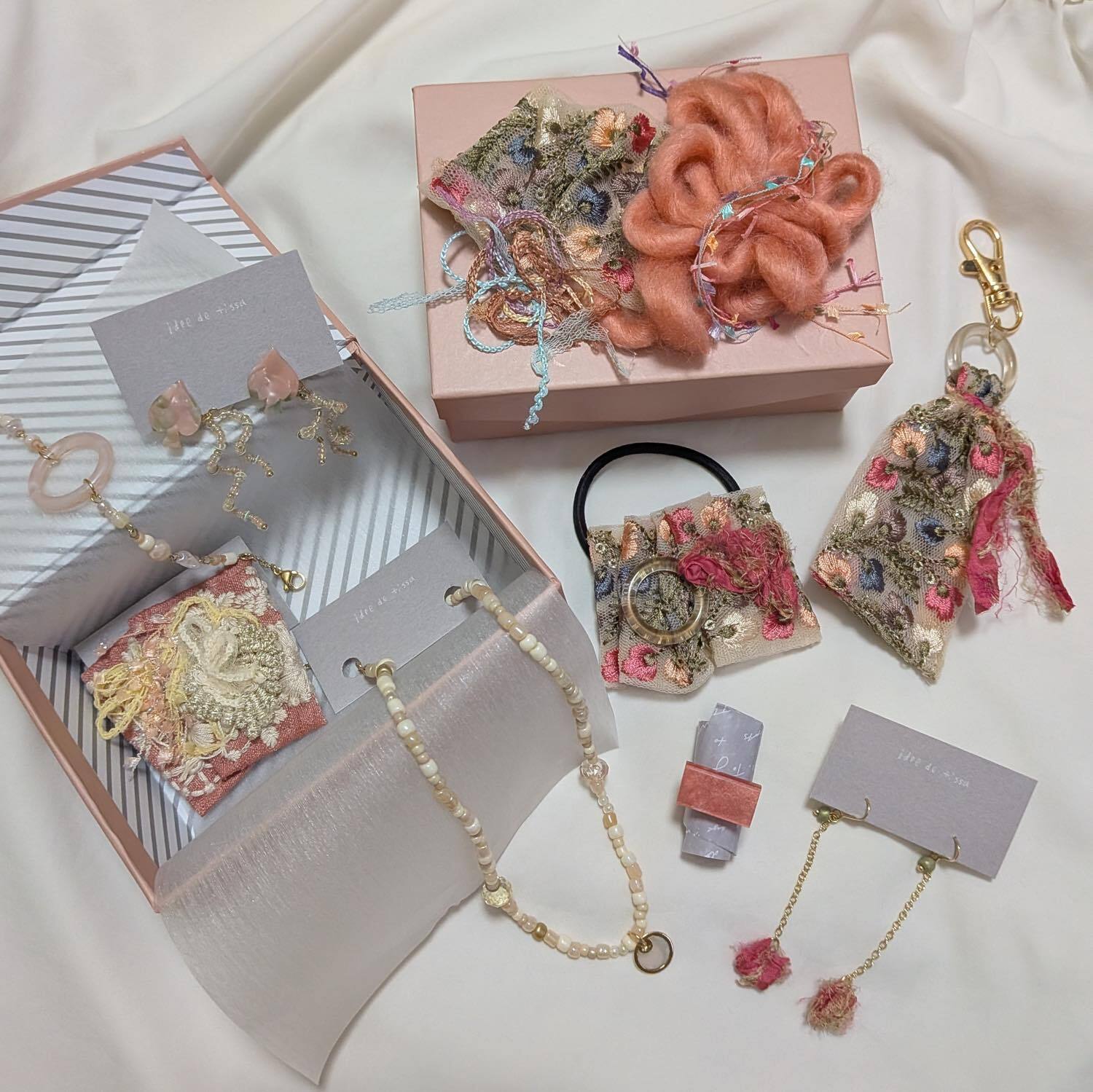 フェンディ FENDI トートバッグ ケース 紙袋付き ノベルティ 3点