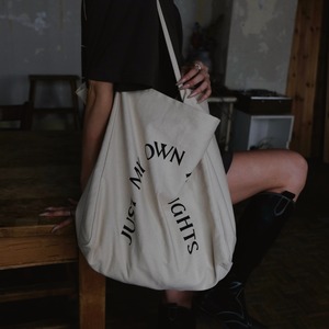 CARLOTTA TOTE BAG / IVR