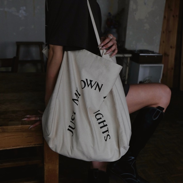 CARLOTTA TOTE BAG / IVR