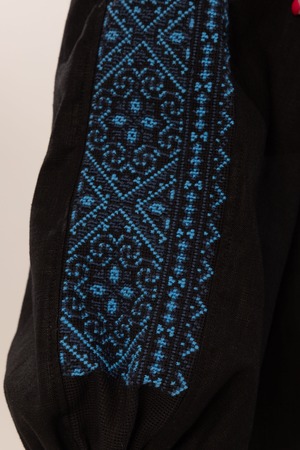 ウクライナ刺繍ヴィシヴァンカ　手刺繍　レディース・フリーサイズ