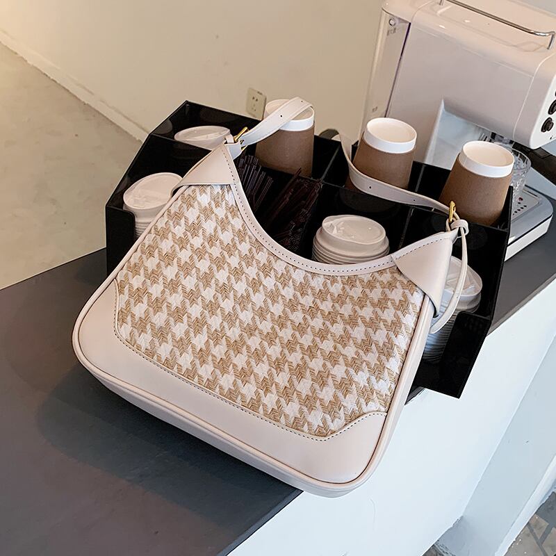 テクスチャースモールバッグ、ウエスタンスタイルの女性バッグ、2020年に人気のワイルドメッセンジャーバッグの新しいトレンディなバージョン、ファッショナブルなアンダーアームバッグ Tiancai_Wing_Bag23157395172