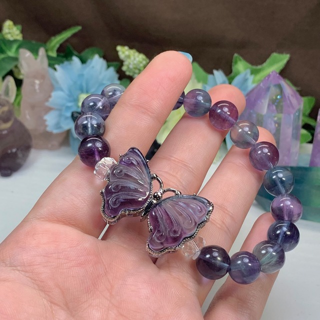 ~Butterfly~☆フローライト デザインブレスレット