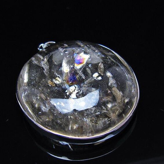アイリスクォーツ 水晶 ペンダント 虹入り メール便可 一点物 112-14108
