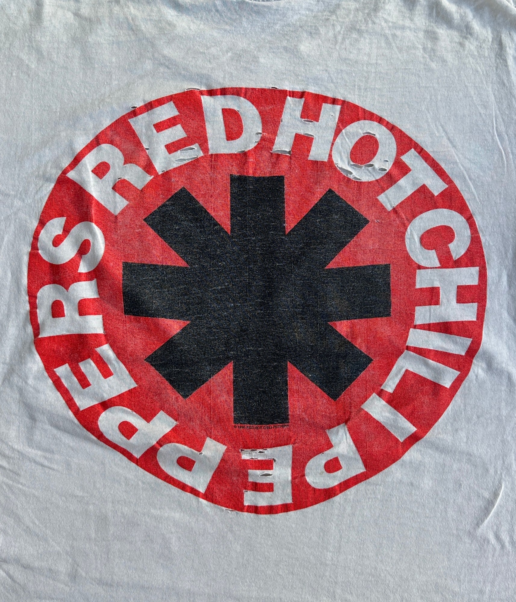 Red Hot Chili Peppers- Vintage 90s XL Rock Band T-shirt Red Hot Chili Peppers- Vintage 90s XL Rock Band T-shirt