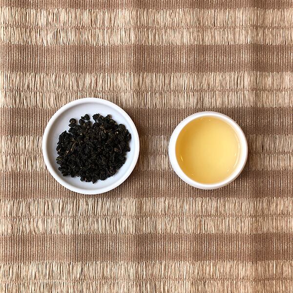 凍頂烏龍茶/茶缶20g | 台湾茶藝館 台湾茶カフェ 狐月庵 凍頂烏龍茶/茶缶20g | 台湾茶藝館 台湾茶カフェ 狐月庵
