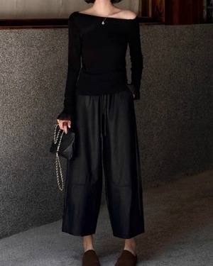 ハイウエストフェイクレザーワイドパンツ  2color A0591