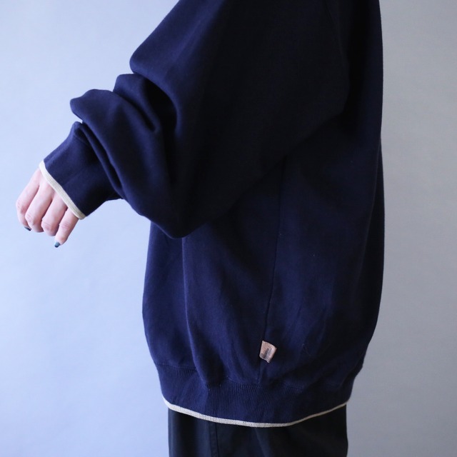 "刺繍" nature and animal design over silhouette sweatshirt