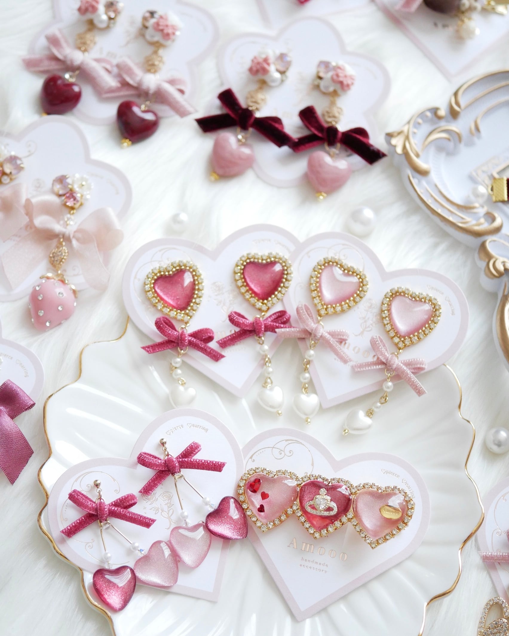 ころっとハート♡アシメにゃんこミニチュア香水瓶ユリヤパールピアス